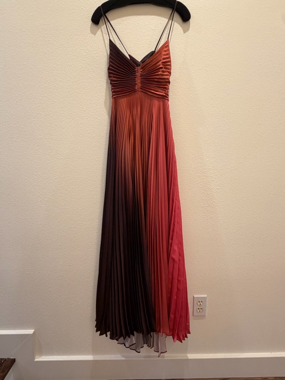 A.L.C. Pleated Ombré Maxi Dress Size 10 Crisscross Back Cutout Worn Once - Picture 4 of 10